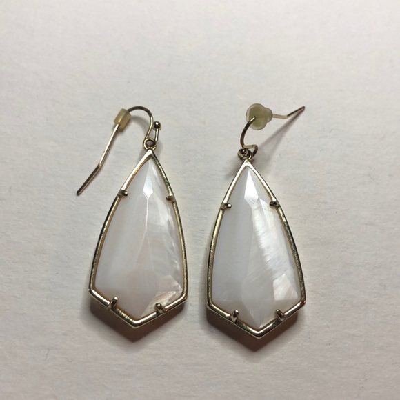 Ivory mother of Pearl Gold Carla Earrings - Picture 1 of 2